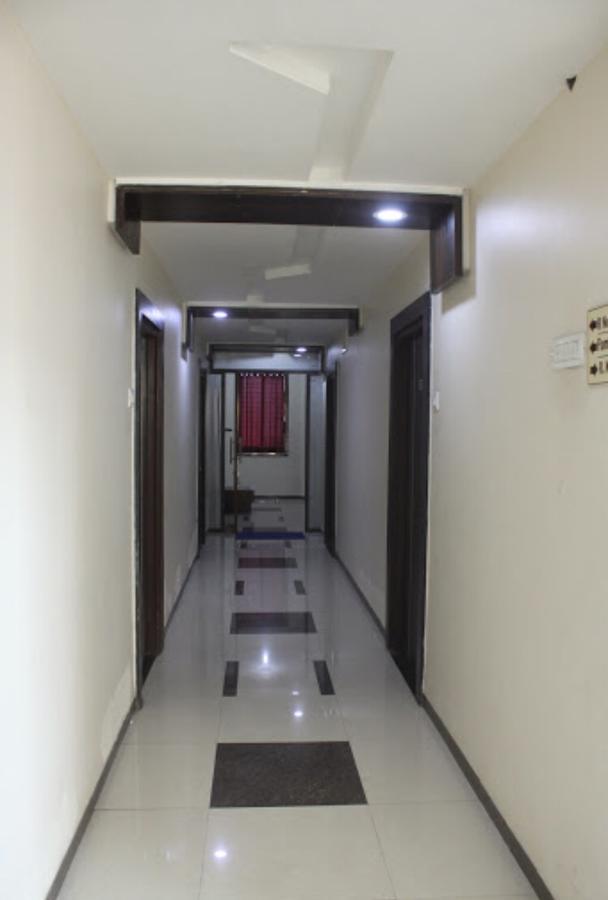 Hotel Vikas Palace Solapur Extérieur photo